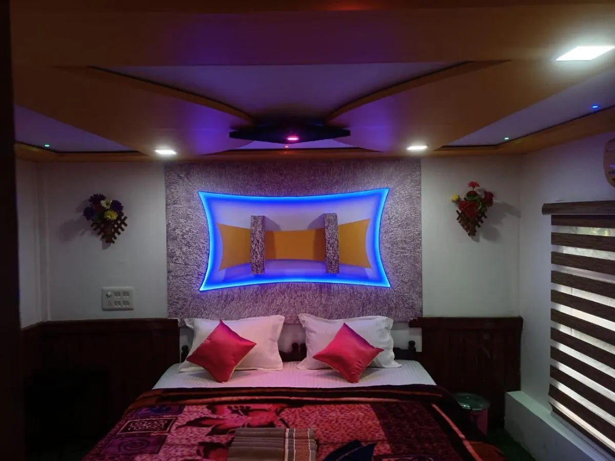 Botel Beach Paradise Day Cruise Houseboat Alappuzha