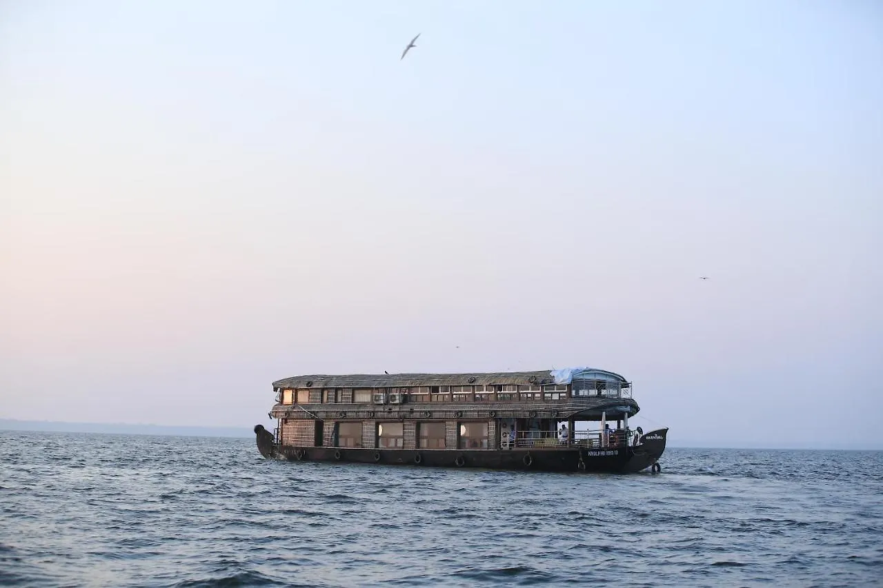 Beach Paradise Day Cruise Houseboat Alappuzha 3*,  India