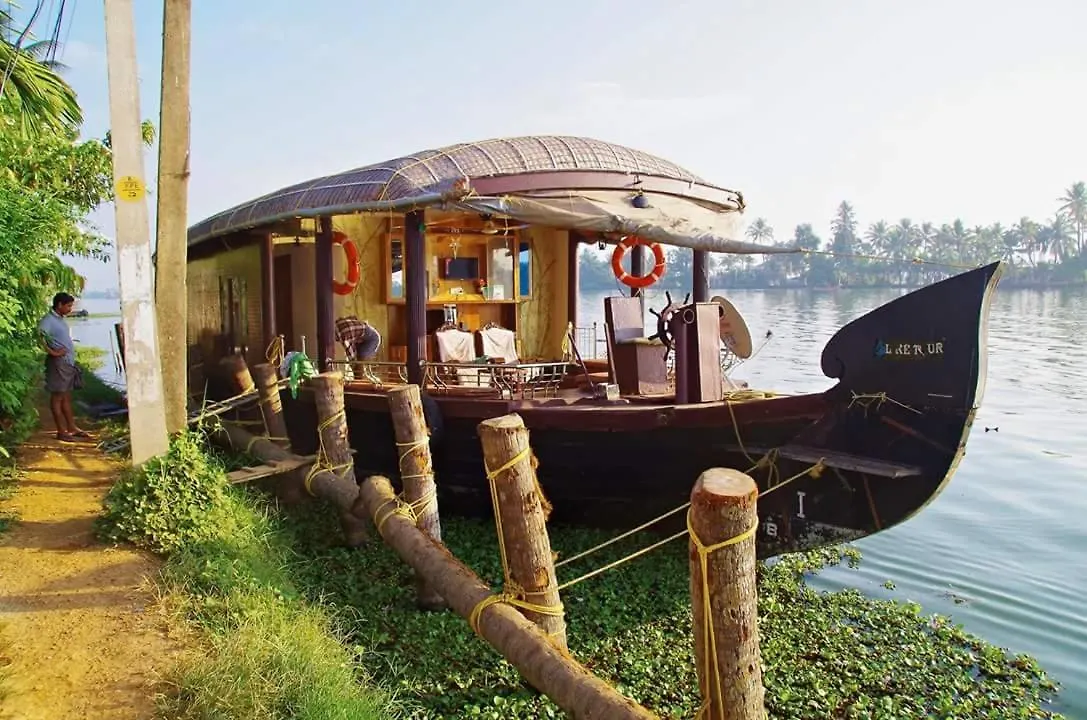 Beach Paradise Day Cruise Houseboat Alappuzha India