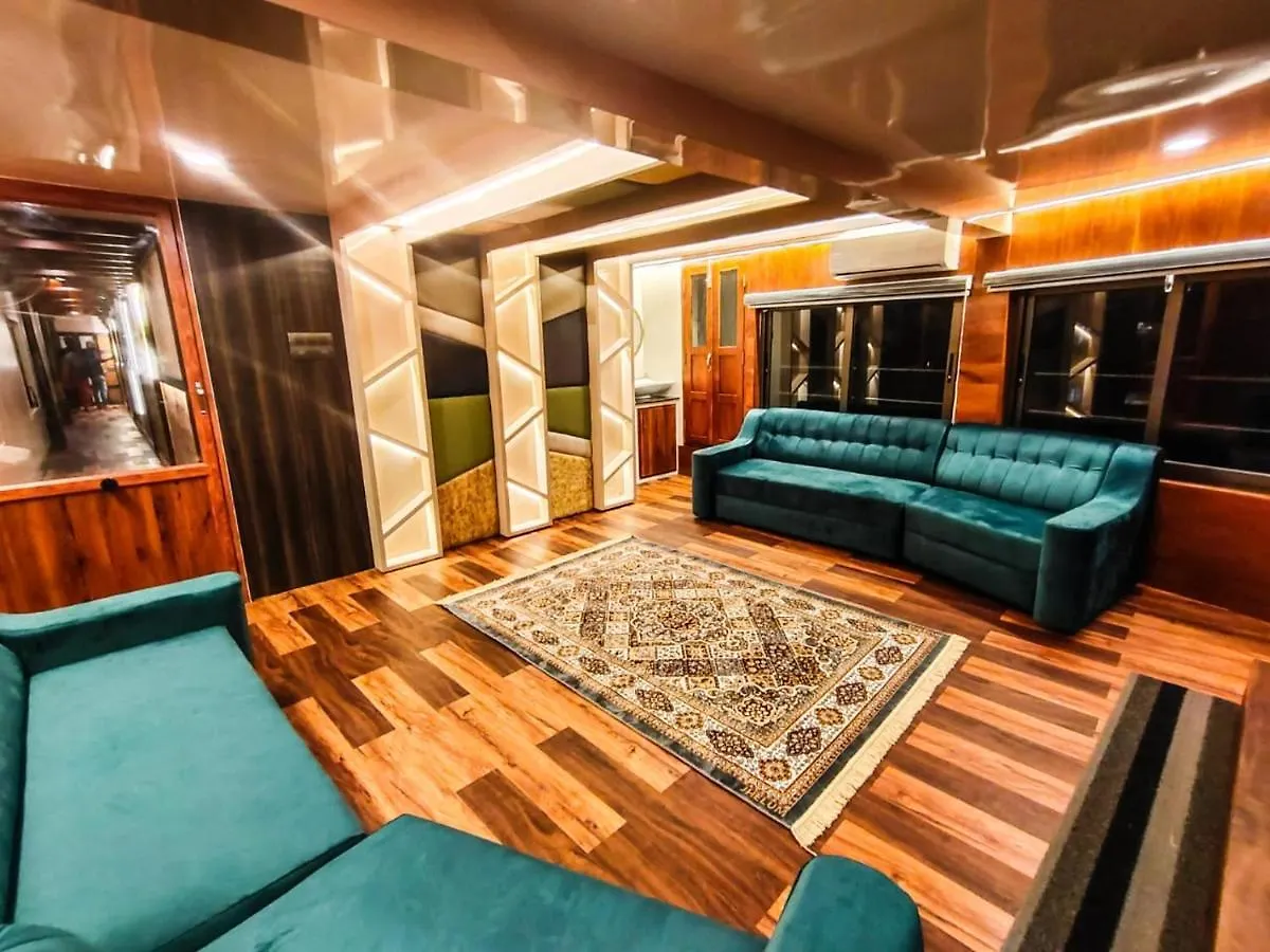 Beach Paradise Day Cruise Houseboat Alappuzha Botel
